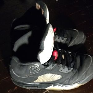 Black metallic air jordan 5